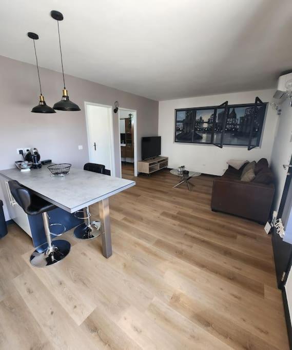Appartement 40 M 2 Perols Exterior photo